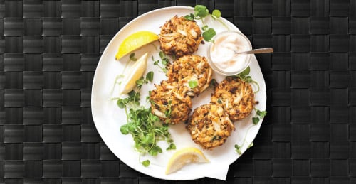 Picture of Crab Cakes on a plate with garnish