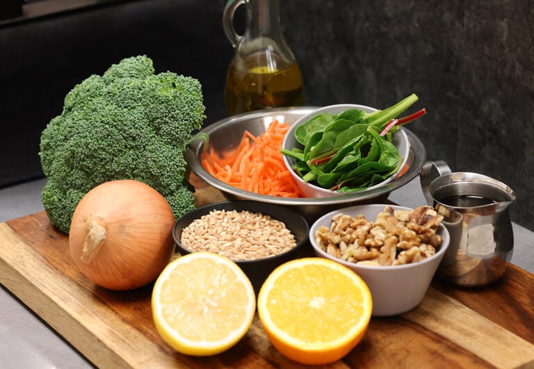 Healthy farro salad recipe ingredients