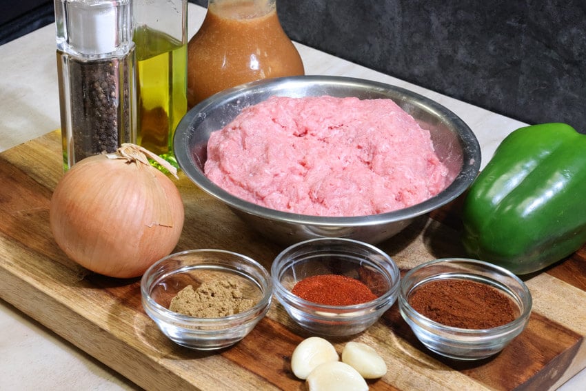 Ingredients For This No Bean Chili Recipe.