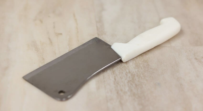 https://www.mealpro.net/wp-content/uploads/2023/07/Cleaver-Knife-different-types-of-kitchen-knives.jpg